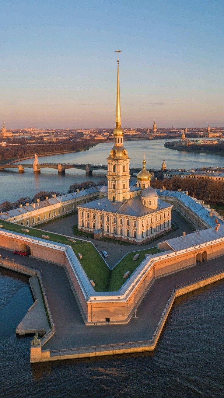 Невский проспект и каналы